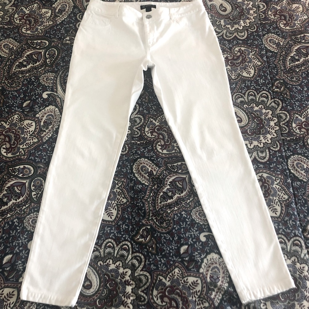 INC white straight leg jeans